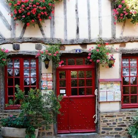 Le Studio Dolois Dol-de-Bretagne Exterior foto