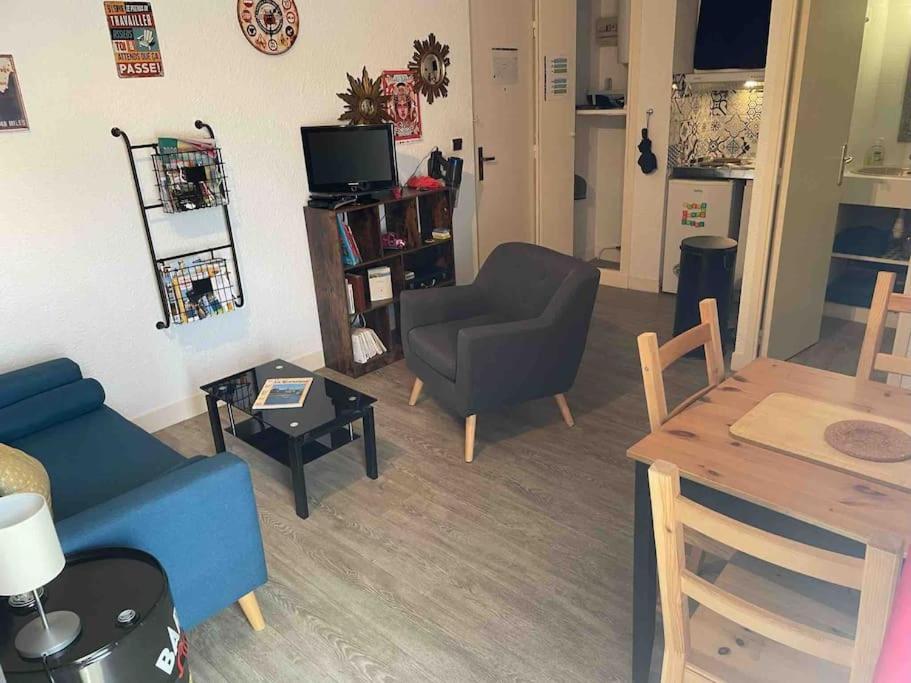 Le Studio Dolois Dol-de-Bretagne Exterior foto