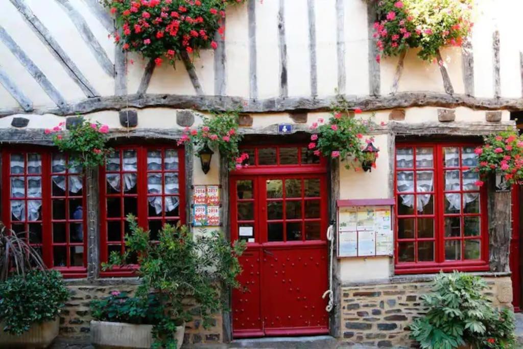 Le Studio Dolois Dol-de-Bretagne Exterior foto
